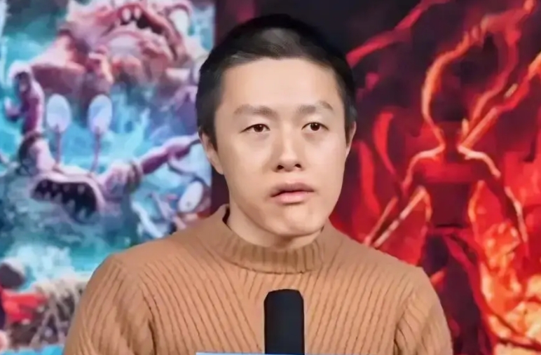 哪吒2导演饺子很伟大，但如果给他打工，我一万个不情愿。
他接受采访的时候说：做作