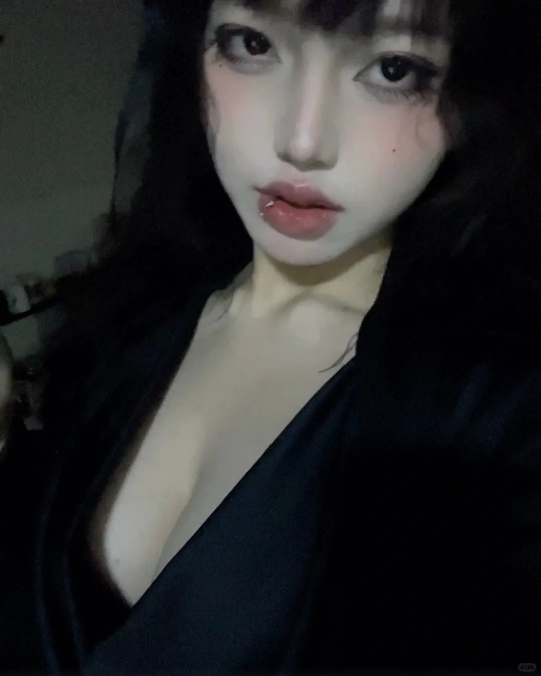 私底下就是烟酒都来