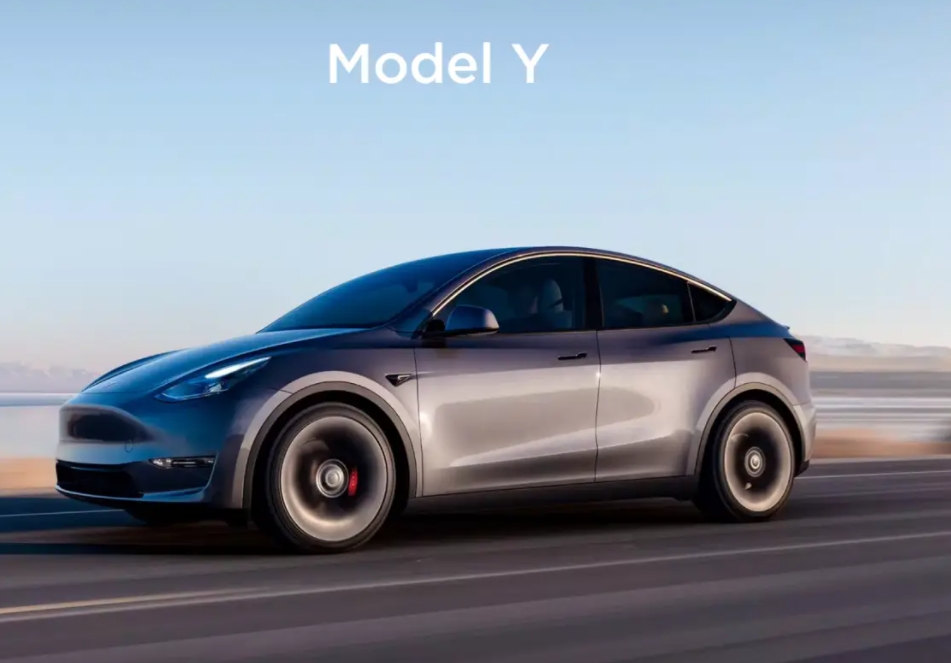 
在问界m9和特斯拉Model Y之间纠结了半天，最终选择了特斯拉，有4个理由。