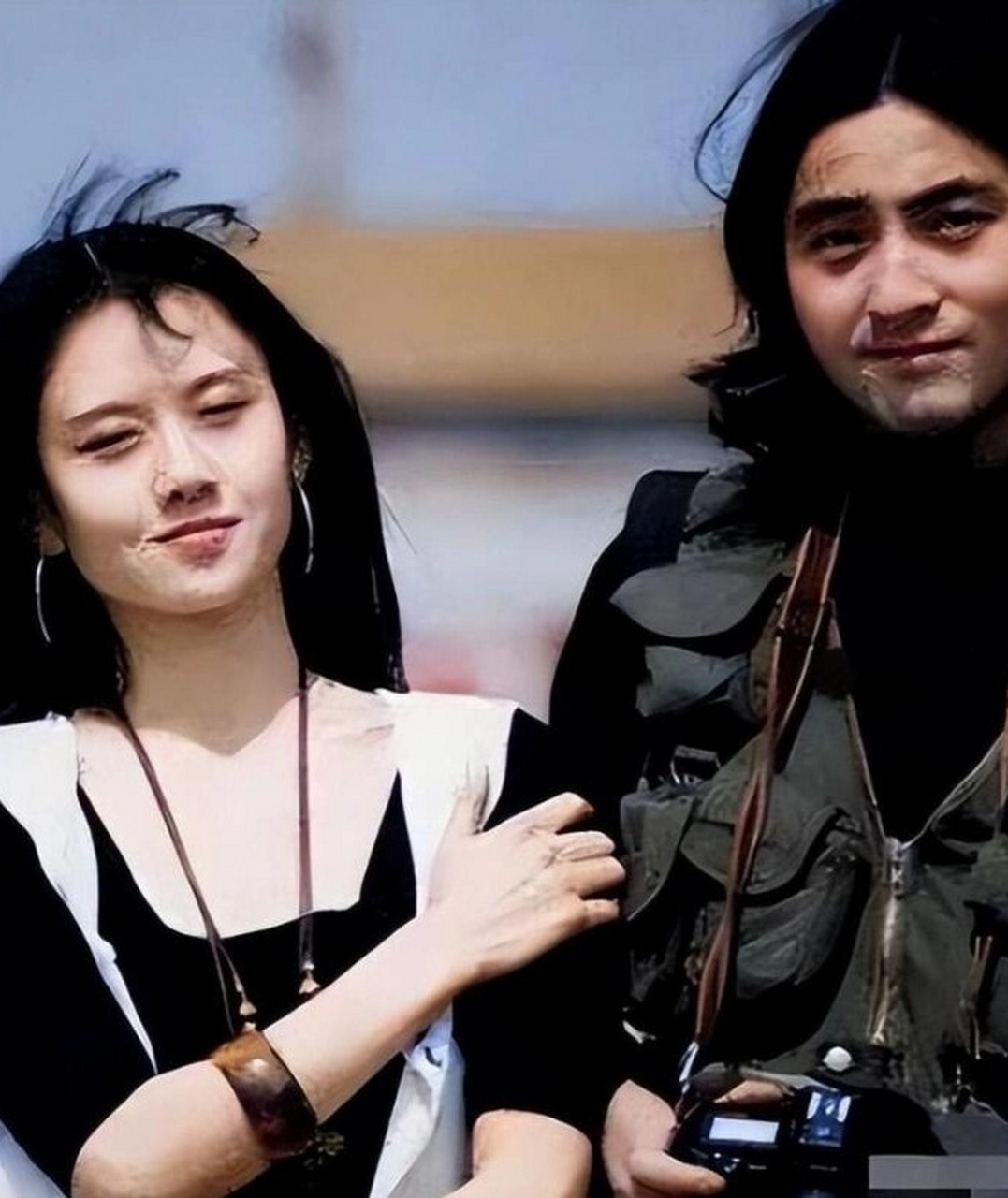 2002年，刘淳晴对杨丽萍说:“我们生个孩子吧！不管男孩女孩都行，诺大的产业得有