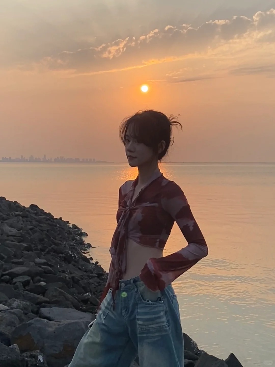 看见一片橘子海
海口云洞拍日落还是很出片