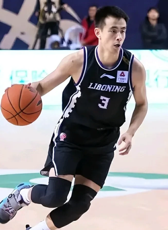 CBA新赛季后卫球员将迎来群雄争霸！