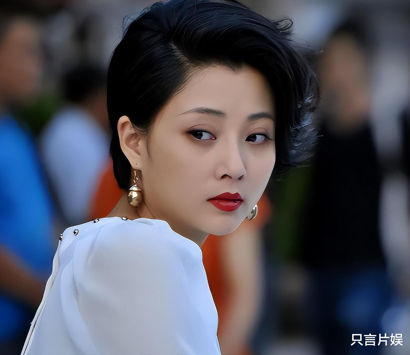 岁月不败美人！年过四十，这6位女星风韵更胜往昔（40岁以上漂亮女明星名字）-第2张图片-九妖电影