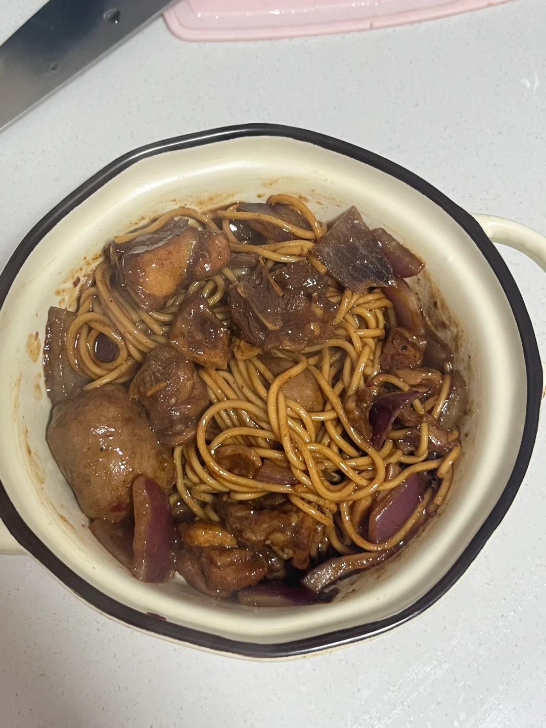 黄蜀郎！拿下！
哈哈哈哈哈哈 在淘宝买的黄蜀郎牌鸡公煲酱料做的 超好吃 味道简直