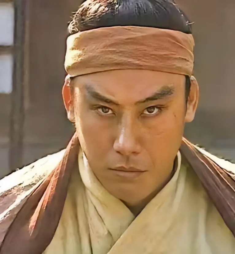 水浒传，排命三郎石秀说，除了武松，鲁智深，我就是当之无愧的步战天花板，就说劫法场