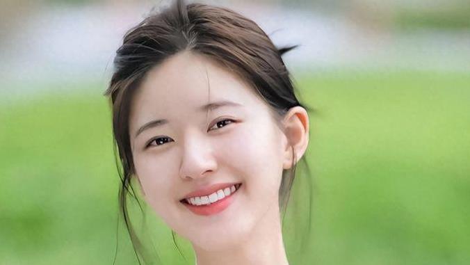 赵露思竟是杨洋前女友？王大发实名认证，当年两人过往再次被扒！