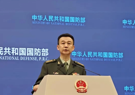 日本首相不满中国航母在家门口航行，中国明确回应