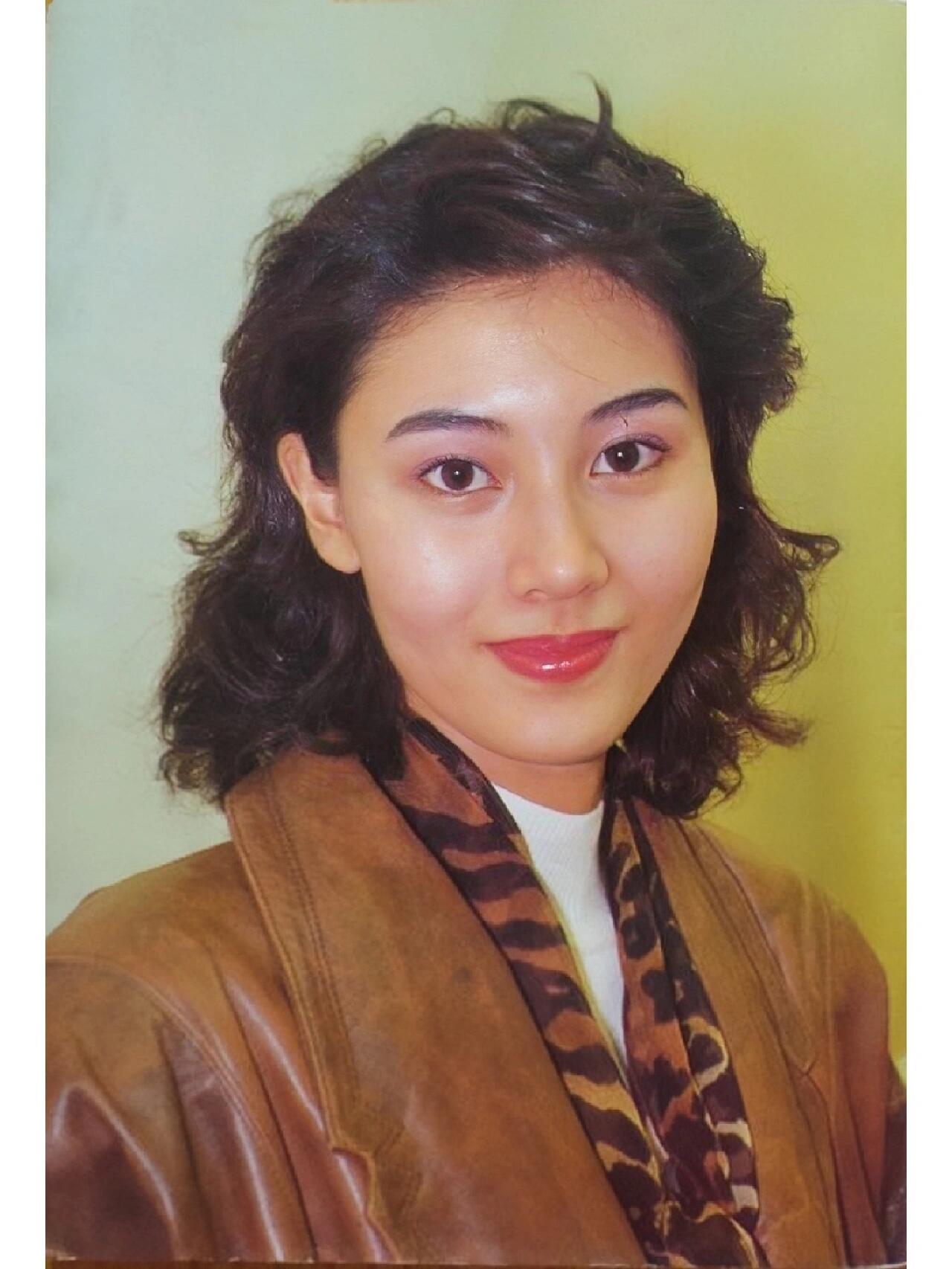 她真的很挑造型