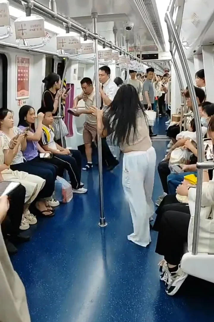 太可悲了！