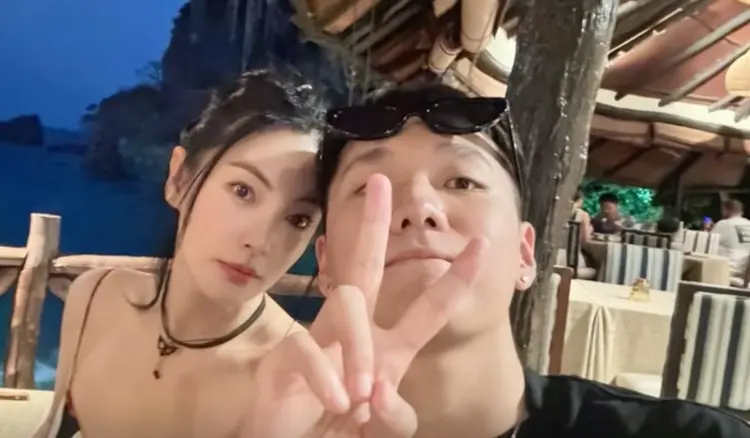 张雨绮刘子琪 “闪分” 引热议，剧情反转如坐过山车