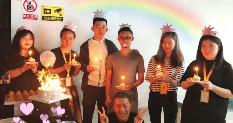饺子导演，一个人的身后，是肉眼看不见的千军万马！

他是一位资深的编剧和导演，更
