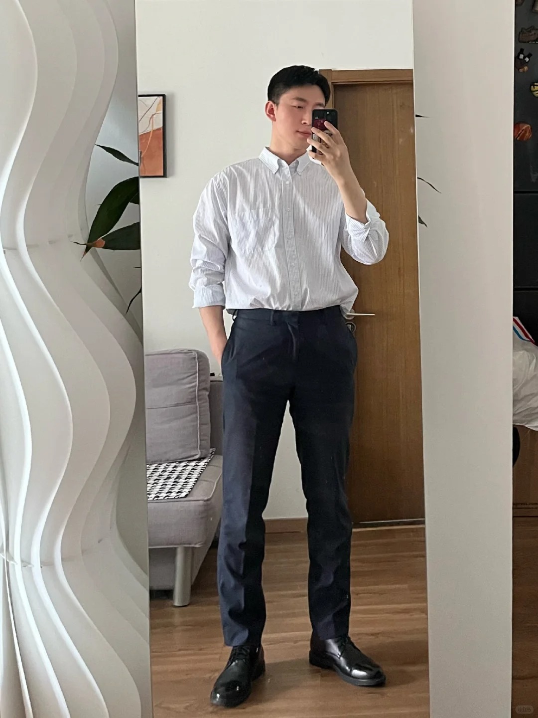 久违的👞
好久没穿皮鞋啦