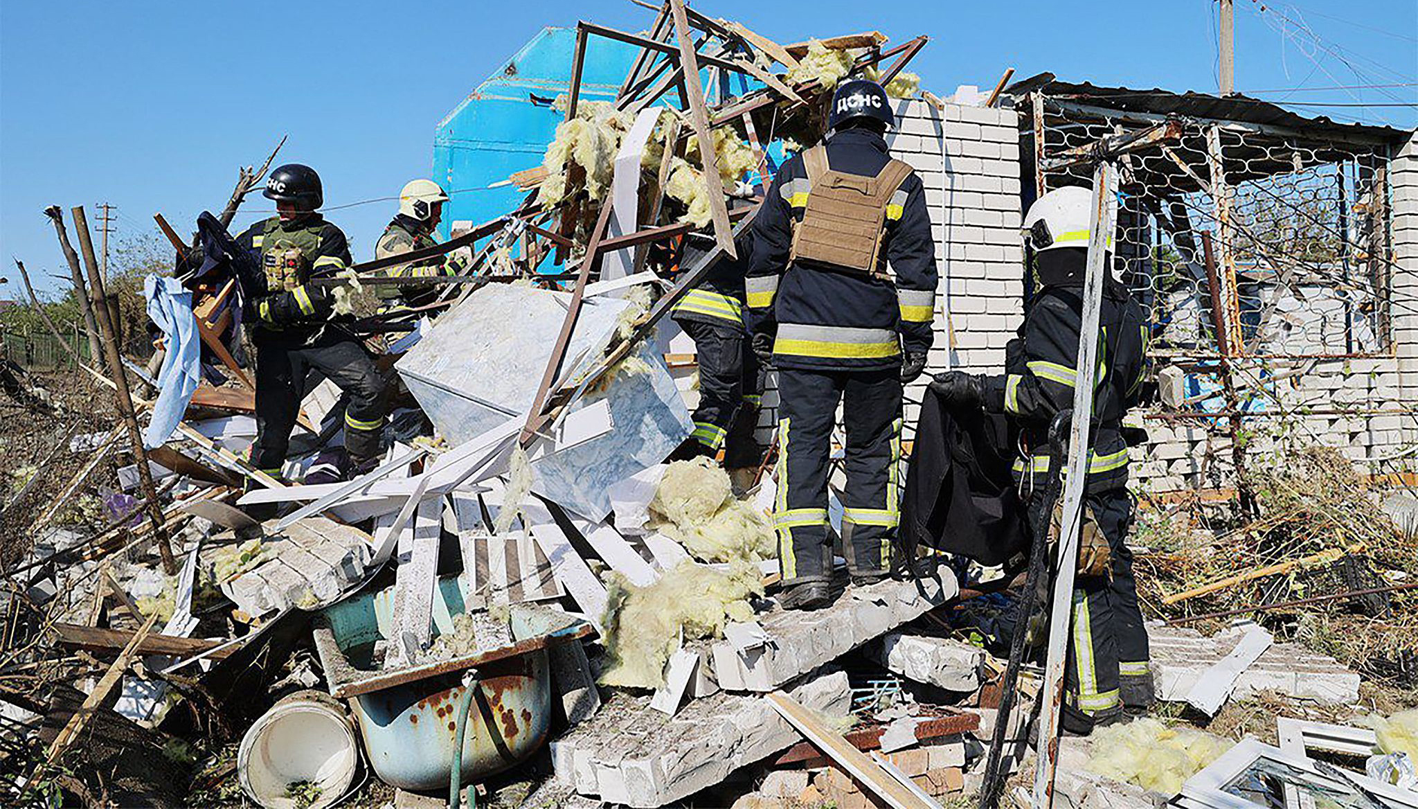 乌克兰愿意承诺保持中立，不加入北约

不反对俄罗斯对克里米亚和顿巴斯的控制，还愿