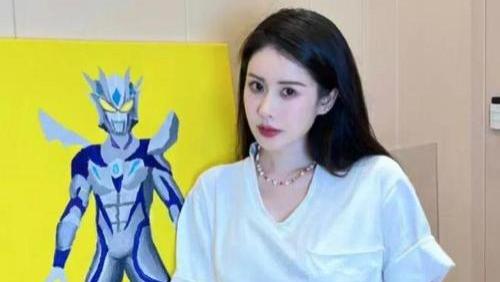 初代网红韦雪爆出猛料，冲上热搜！真的是牛！