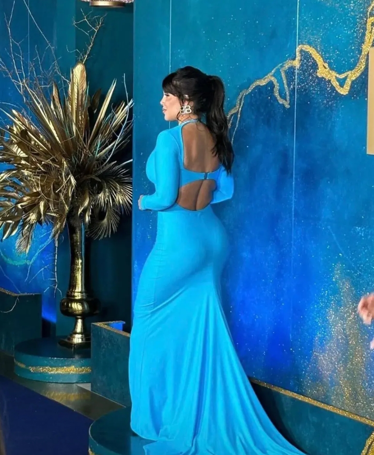 伊卡尔迪太变态了！

居然在家里装了60个摄像头，还用私密视频来威胁自己的妻子。