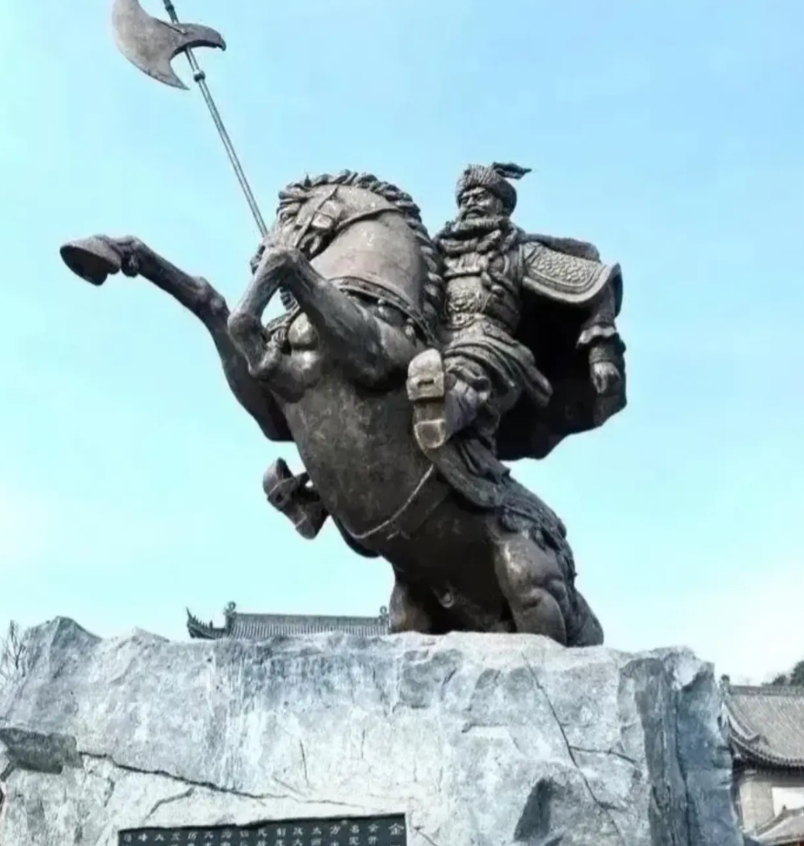 从小时候就知道金兀术是侵略者，是历史的罪人。岳飞是民族英雄，是我们崇拜的对象。