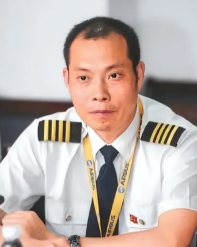 2018年，英雄机长刘传健救下一飞机人的性命，被奖励500万，可他的妻子却没有多