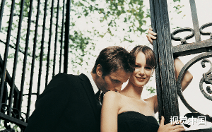 知道姐姐一家人回国，我的老公比我还激动，还用我的名义忙前忙后照顾她，丝毫不顾及我的感受