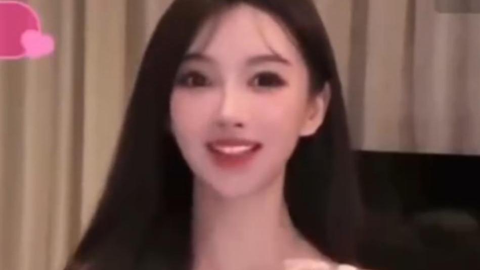 叶珂经典语录惹群嘲，直言称伍佰歌曲猥琐，黄晓明回应近期舆论！