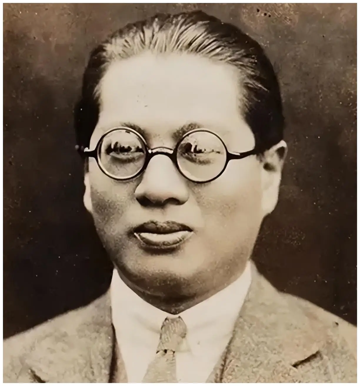 孤独的银行家宋子文