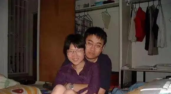 清华高材生，漂亮女博士，竟然在家爆头了自己的老公！天呐，这是人是鬼？她到底经历了