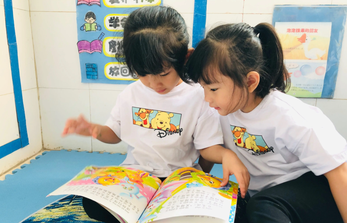 好好读书改变的是思维方式、是格局、是对这个世界的认识啊。
我们为什么要让孩子读书