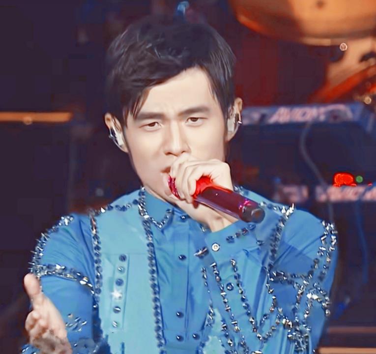 我没听错吧？周杰伦4场演唱会带动杭州13亿元消费！