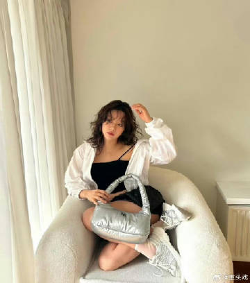 #李惠利ins晒照#李惠利风波后更新ins，状态不错！ ​