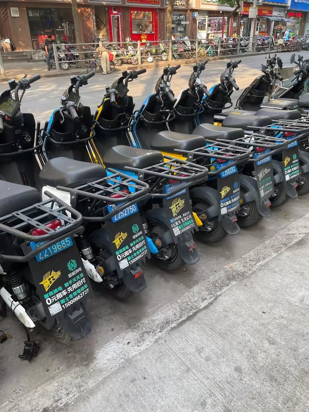 共享电动车，不是公共资源，而是资本偷换概念，他们是有偿服务，价格还高，第二 我们