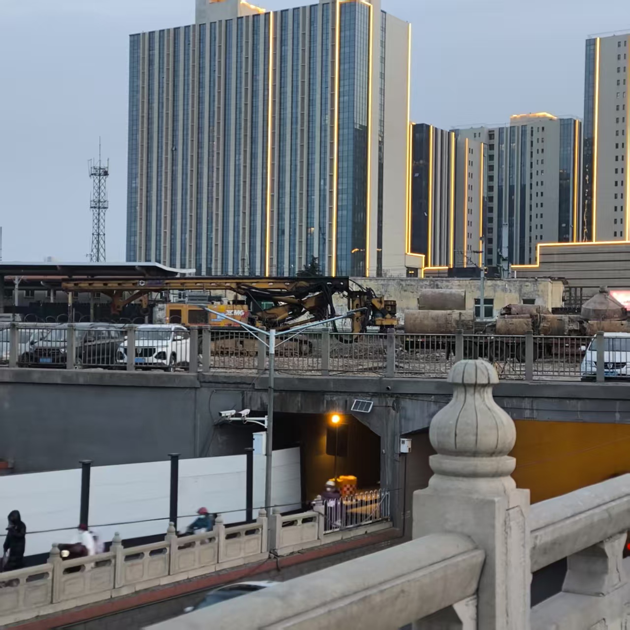 石家庄北站这是要建成亚洲最大的火车站了吧