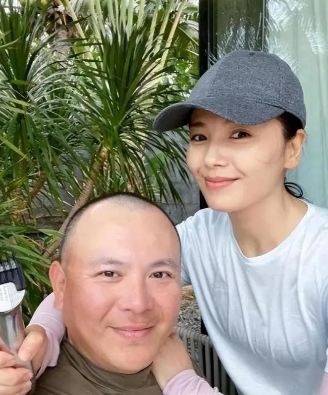 刘涛深夜发文，曝王珂再次投资失败！整整亏损12亿？
老公负责亏钱败家，老婆负责挣