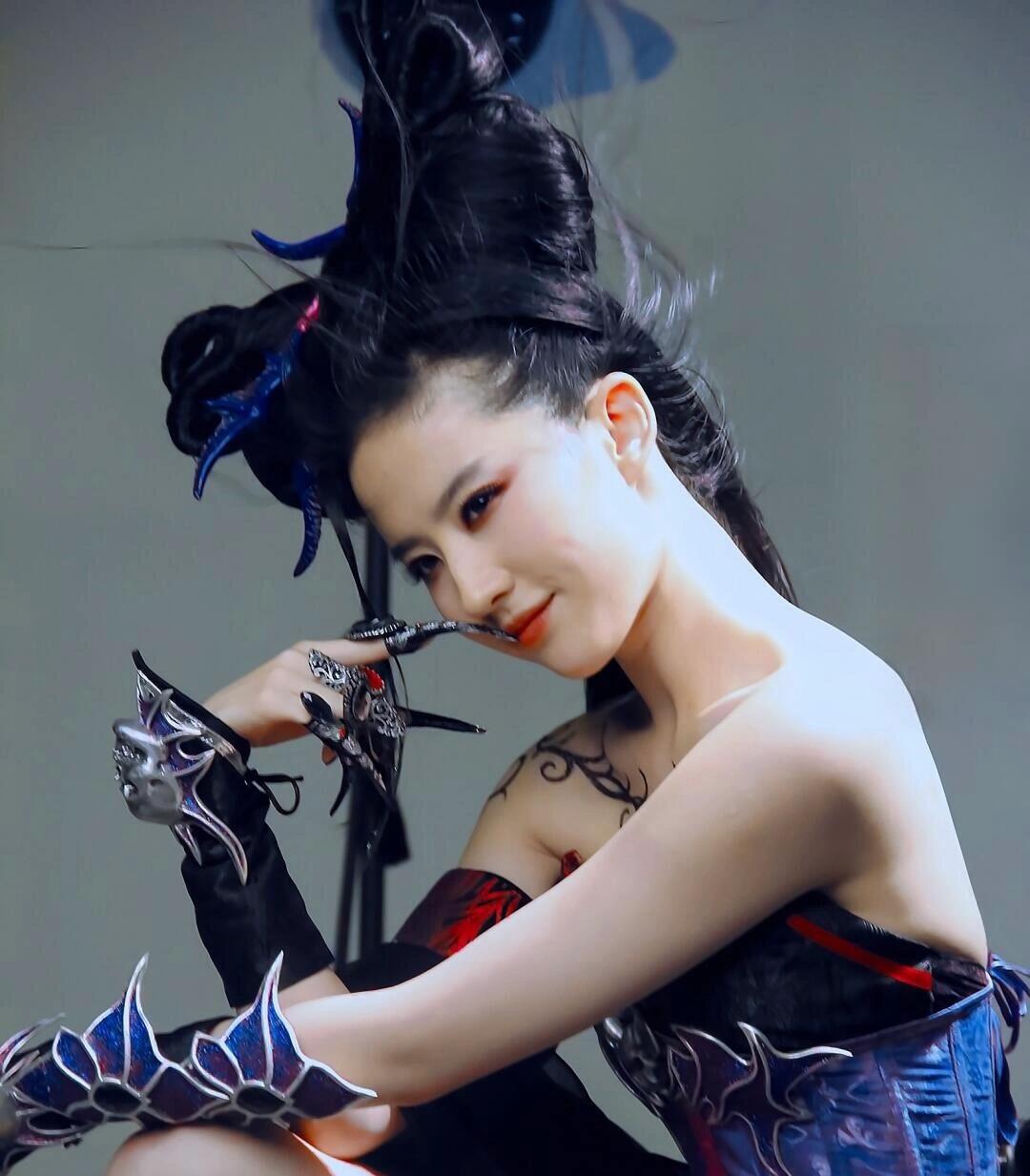 百变天仙刘亦菲