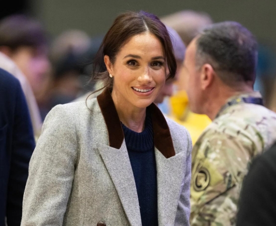 折腾了好几天，依旧没热度，苏塞克斯公爵夫人梅根准备打道回府了。

最近这几天，哈