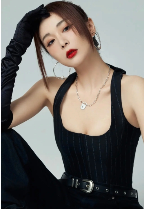 《狂飙》“大嫂”扮演者高叶冷知识