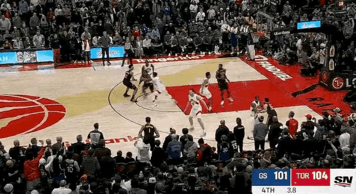 #nba# 科尔怎么布置的，最后一球这么打。
看看今天希尔德的表现，三分的确不稳