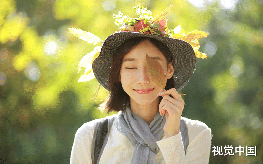 女儿跟黄毛私奔，被我阻止后，她疯狂报复我。重生后，我选择抛夫弃女