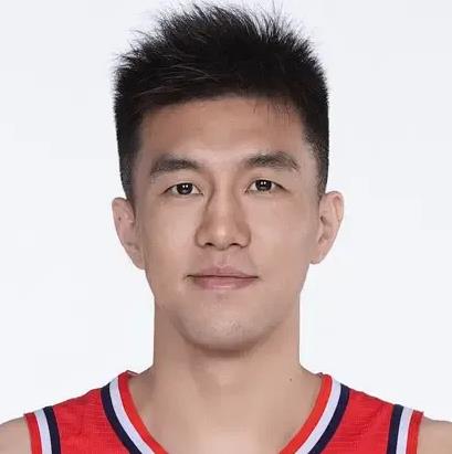 我发现郭艾伦的经纪团队真的是挺精明，跟辽宁队的恩怨一直被拿出来在明面上炒，用来维