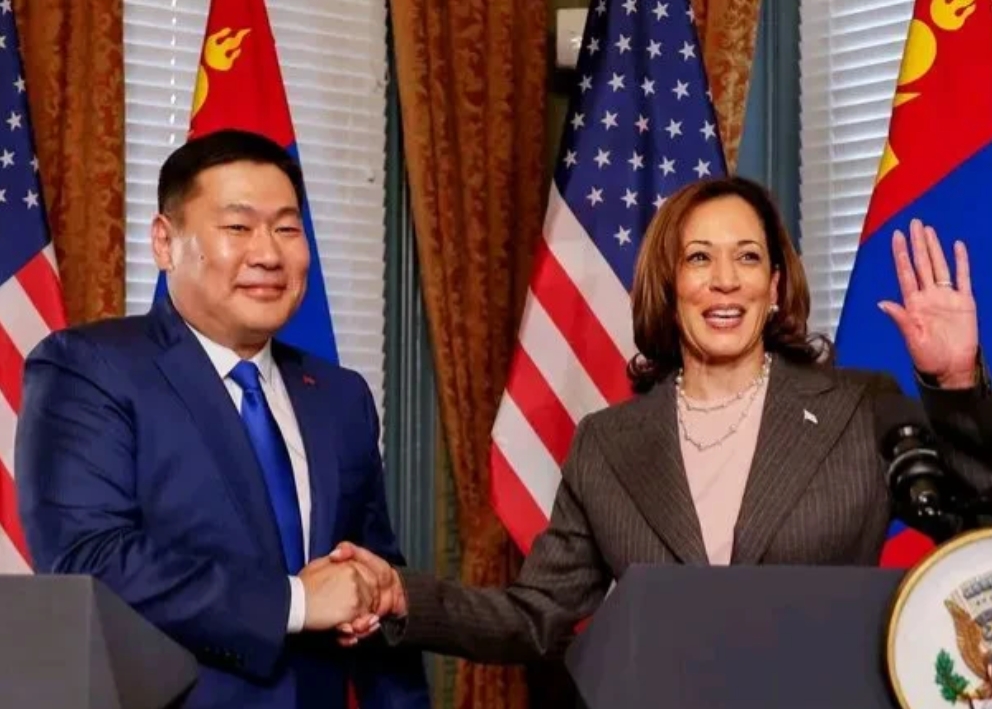 为什么蒙古国要极力讨好美国？内行人的话戳穿了真相：

1.苏联时期外蒙被苏联控制