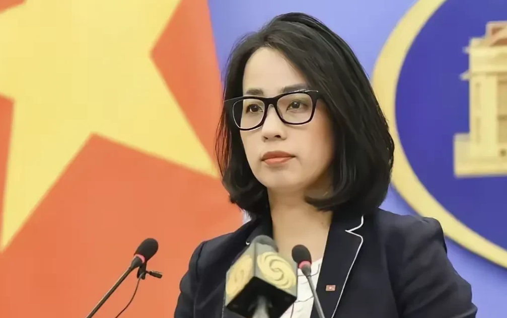 越南表示已准备好与菲律宾就位于南海的重叠大陆架主张举行会谈，并尝试解决分歧。菲律