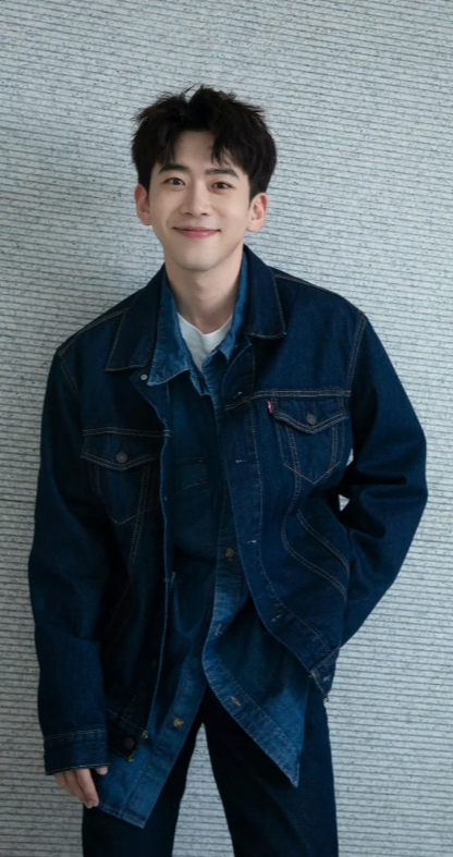 费启鸣的人生历程