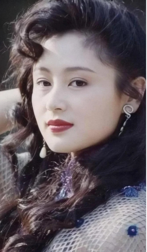 陈红的坚韧与美丽