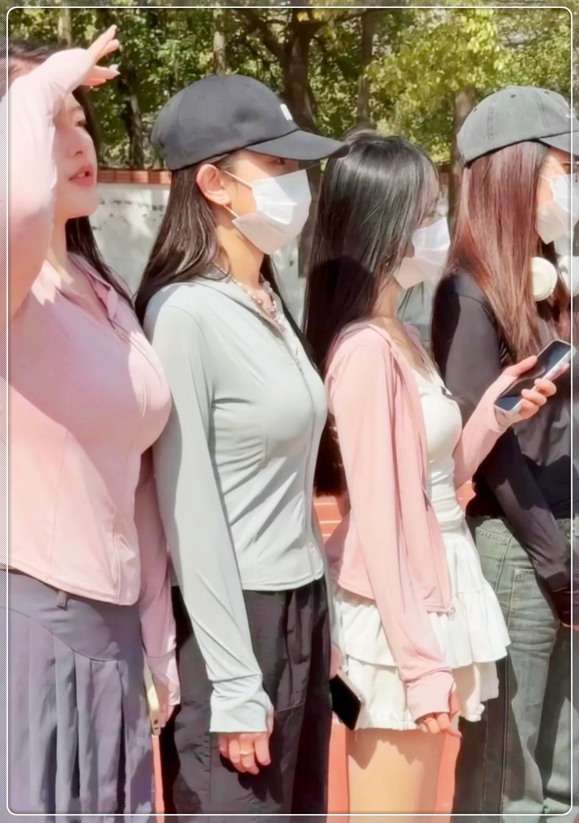 大家说说，此时此刻白衣小姐姐心境如何？