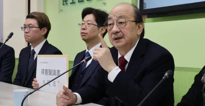 柯建铭今赴“宪法法庭”提选罢法释宪！呛“没人可站宪法对立面”

选罢法新规今天生