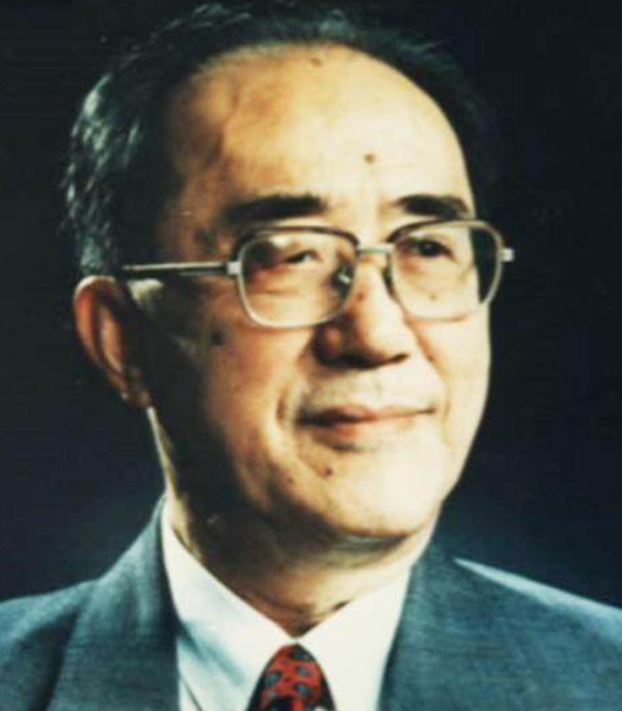 1996 年，左宗棠的曾孙期望重返上海，希望看在自己年老体衰的份上，能够分自己一