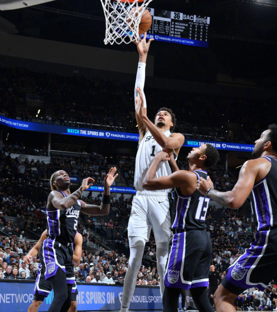 34分14篮板6助攻