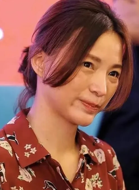 天呐，简直不敢相信，曾经和现在，判若两人，差点没认出来，你能一眼认出来是谁吗？