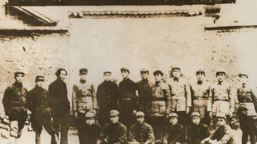 大将谭政回忆秋收起义：当时那个团长若不临阵逃掉，绝对元帅级别