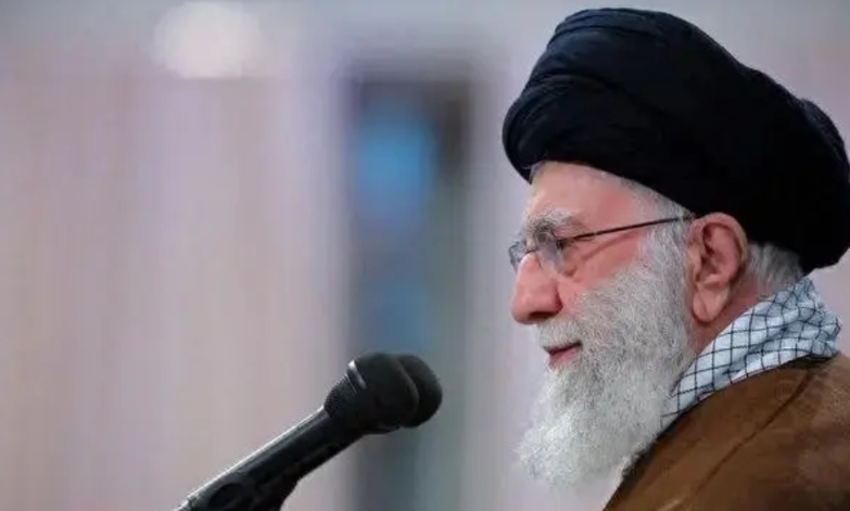 最近，中东又热闹起来了。哈马斯、真主党和胡塞武装，这三个伊朗的老朋友，现在都遇到