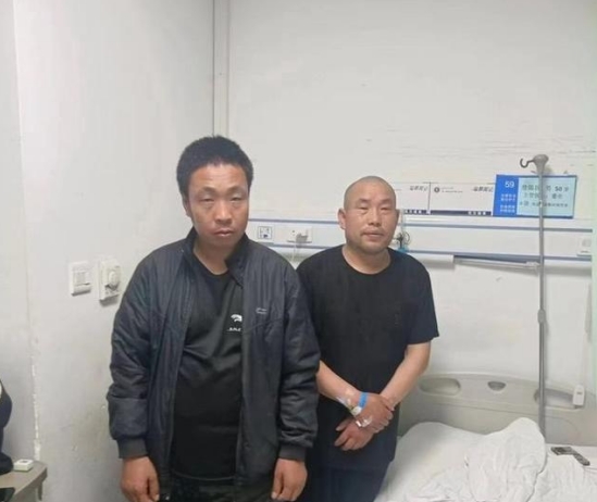 陕西一房东生病住院，穷房客徒步20公里到医院探望，谁料租客身上只有13元，竟花1