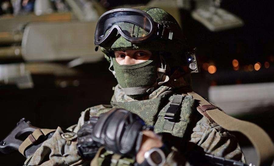 俄罗斯对高伤亡的承受能力常被称为其国民性格的一大特征。这一特点不仅源自他们的战斗